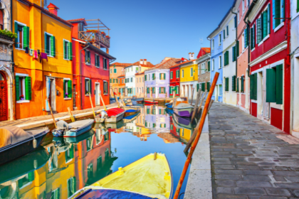 Antes de arrumar as malas, descubra com Alberto Toshio Murakami o que preparar antes de viajar para a Itália e evitar contratempos.