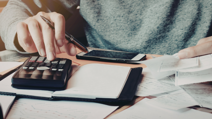 Mesmo com renda baixa, é possível ter planejamento: Danilo Regis Fernando Pinto ensina como organizar finanças e criar hábitos que trazem estabilidade.